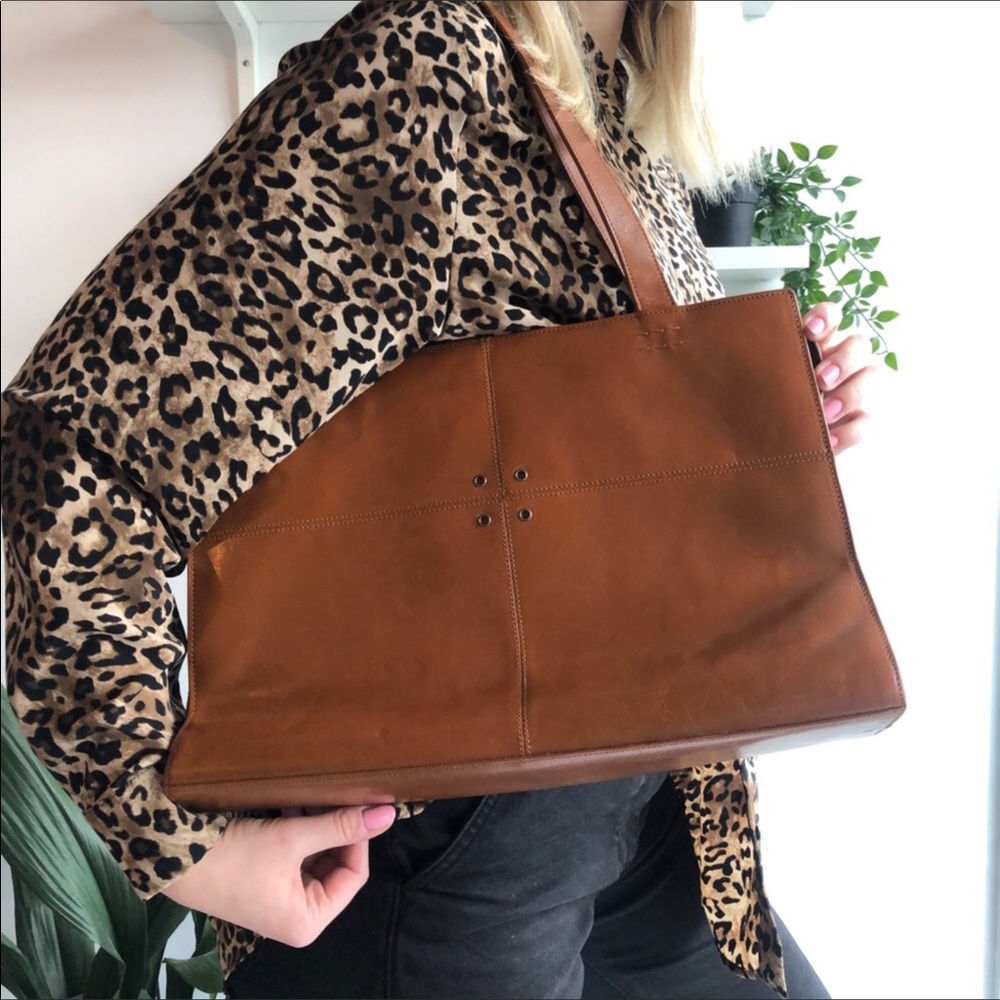 Vintage BCBG brown leather tote